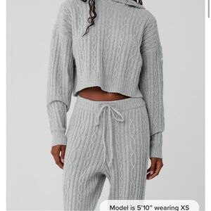 Alo Cableknit Women’s Sweater Set